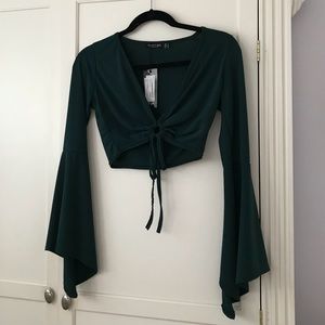 NEVER WORN NASTY GAL BELL SLEEVED CROP TOP